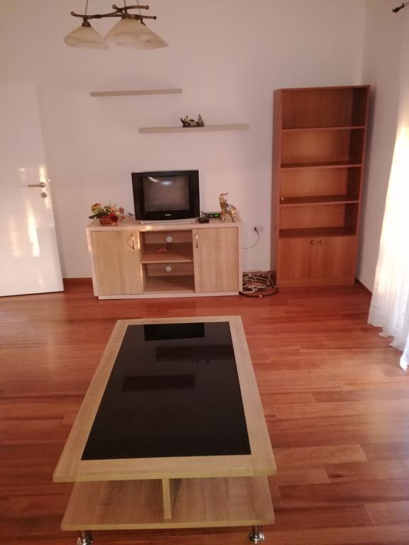 Apartman Any Bar Buitenkant foto