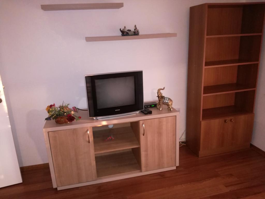 Apartman Any Bar Buitenkant foto
